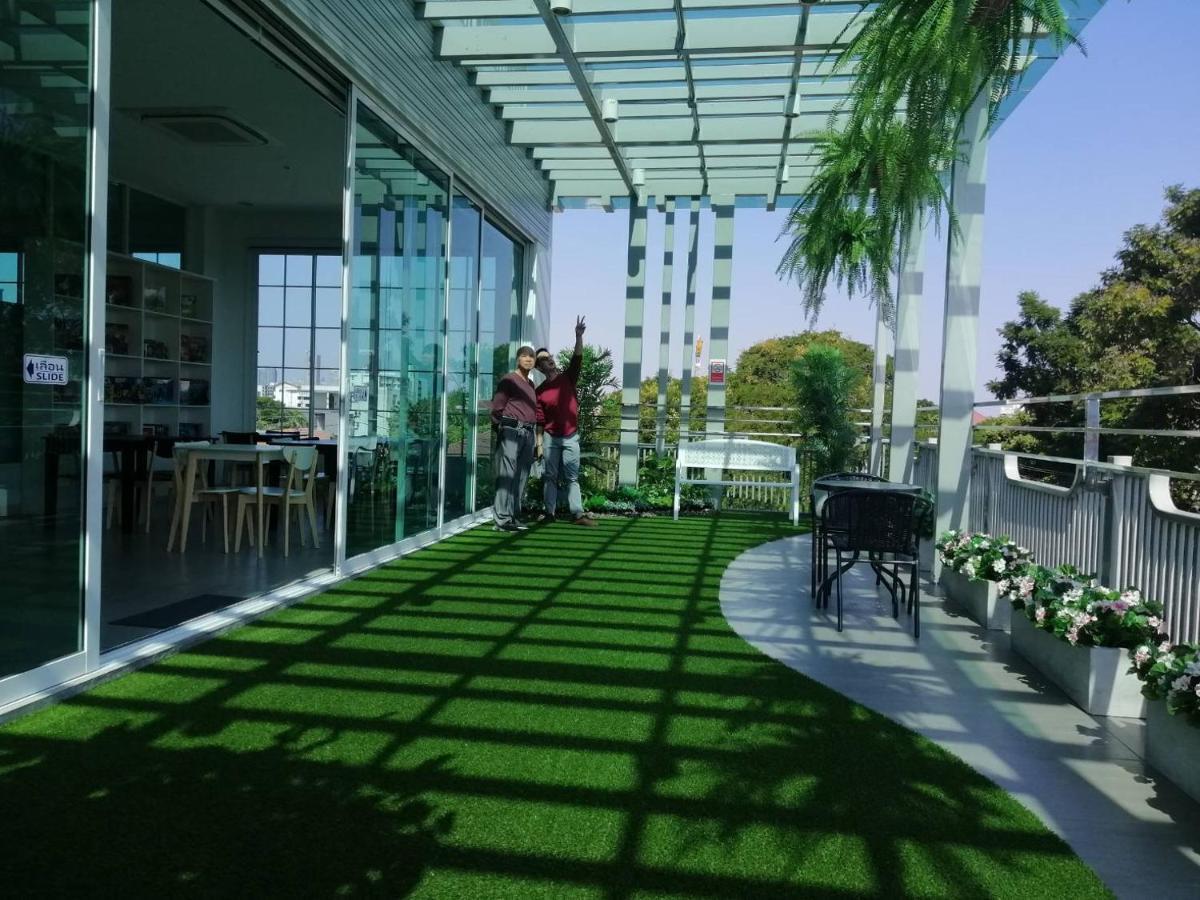 The Square 101 Hotell Bangkok Exteriör bild