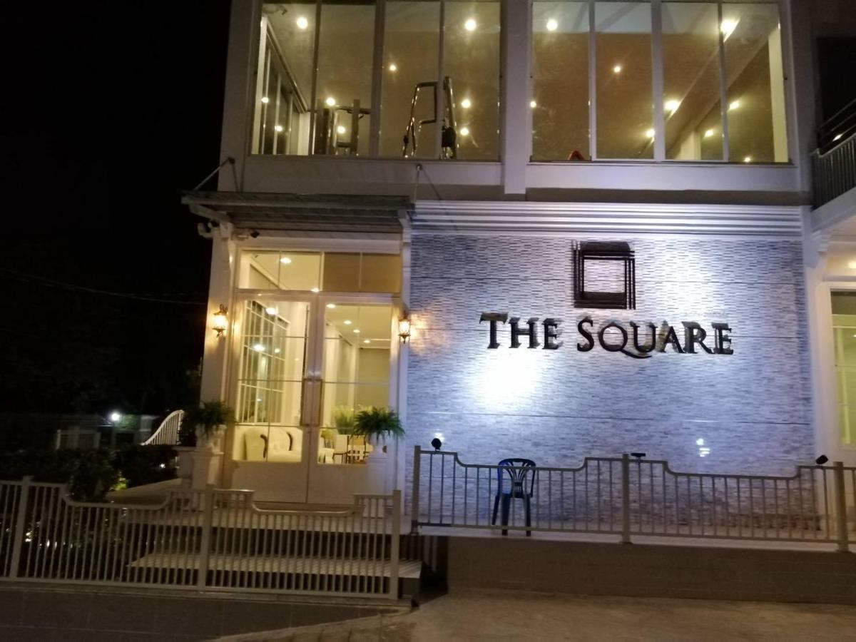 The Square 101 Hotell Bangkok Exteriör bild