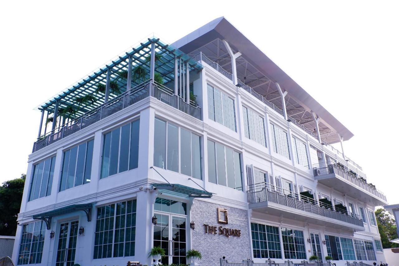 The Square 101 Hotell Bangkok Exteriör bild